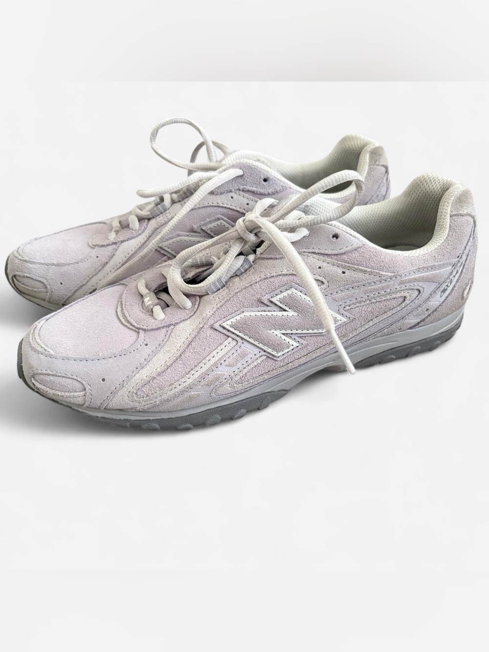 New Balance 204L Pearl Grey Matter colorway Size 9 women’s